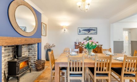 4 Bed in Bamburgh 5