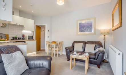 1 Bed in Swanage 8