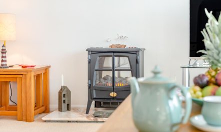 2 Bed in St. Merryn 2