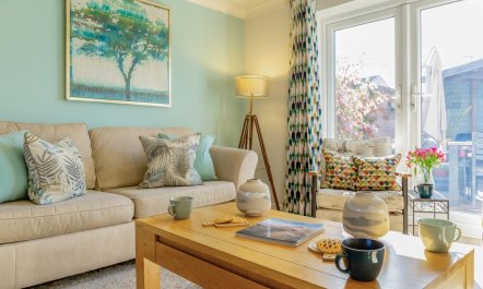 4 Bed in Seahouses 5