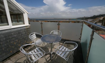 2 Bed in St Ives 5