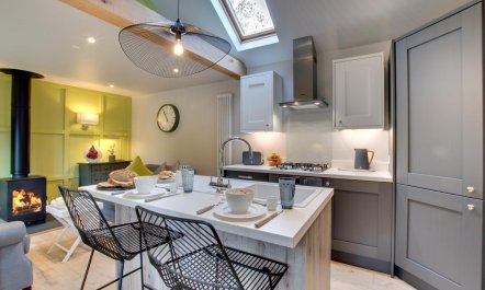 1 Bed in Rhydyclafdy 5