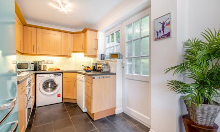 3 Bed in Padstow 8