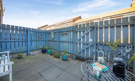 2 Bed in Seahouses 2