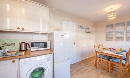 2 Bed in Seahouses 9