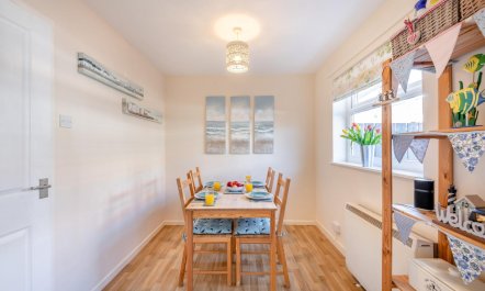 2 Bed in Seahouses 7