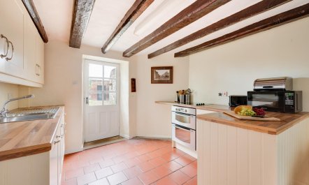 2 Bed in North Creake 6