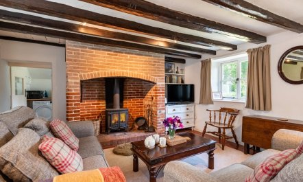 2 Bed in North Creake 1