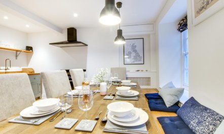 3 Bed in Dartmouth 3