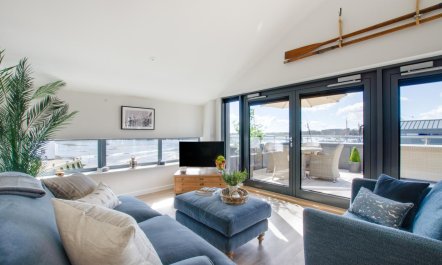 2 Bed in Woodbridge 1