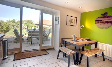 3 Bed in Nr Beadnell 2