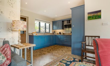 2 Bed in Carlton 3