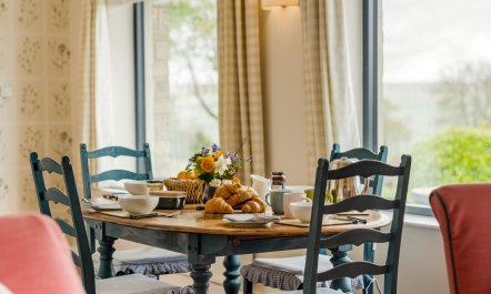 2 Bed in Carlton 7