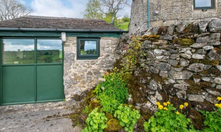 1 Bed in Crowdecote 2