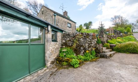 1 Bed in Crowdecote 9