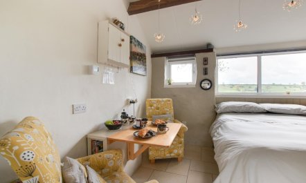 1 Bed in Crowdecote 3