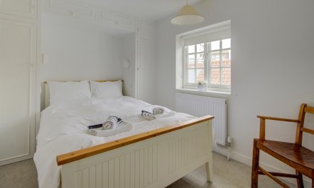 2 Bed in Southwold 3