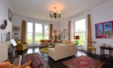 6 Bed in Branscombe 1