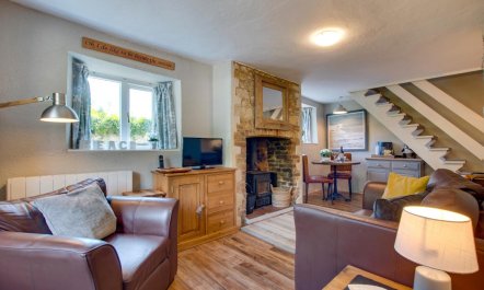 1 Bed in Branscombe 2