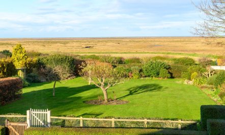 4 Bed in Blakeney 1