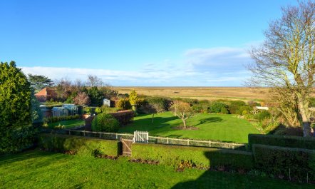 4 Bed in Blakeney 9