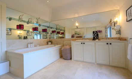 4 Bed in Blakeney 6