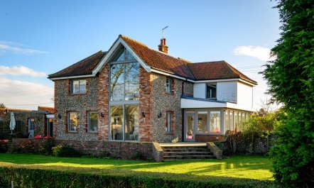 4 Bed in Blakeney