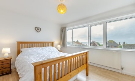 2 Bed in Broadstairs 5