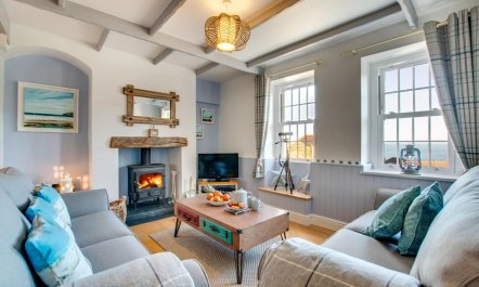 3 Bed in Gorran Haven