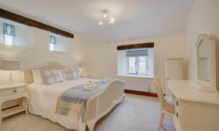 3 Bed in Edgefield 3