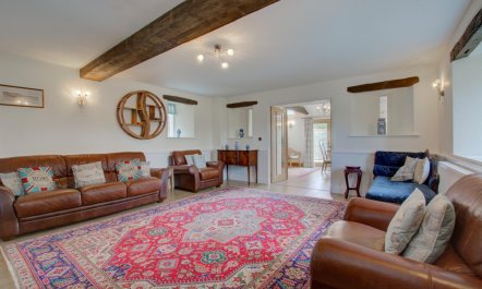 3 Bed in Edgefield 8