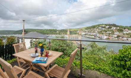2 Bed in Dartmouth