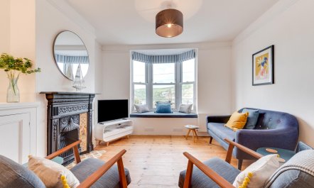 2 Bed in Dartmouth 2