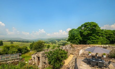 3 Bed in Burtersett 6