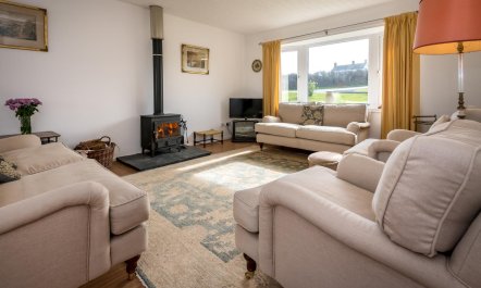 3 Bed in Bwlchtocyn 2