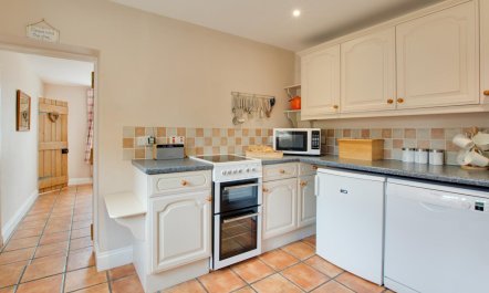 3 Bed in Docking 5