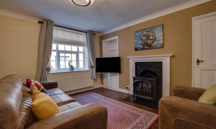 2 Bed in Whitby 1