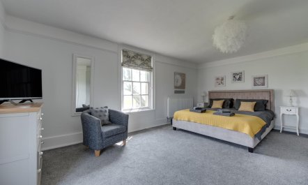 6 Bed in Nr Southwold 5