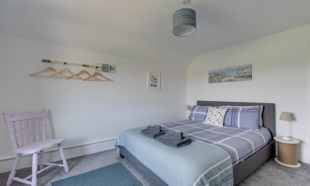 6 Bed in Nr Southwold 7