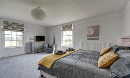 6 Bed in Nr Southwold 6