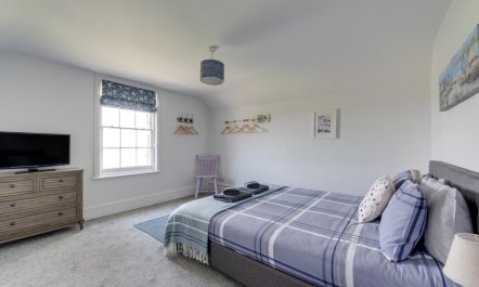 6 Bed in Nr Southwold 8