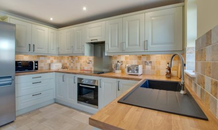 3 Bed in Port Eynon 2