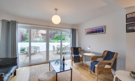 2 Bed in Llanmadoc 3