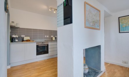 2 Bed in Llanmadoc 8