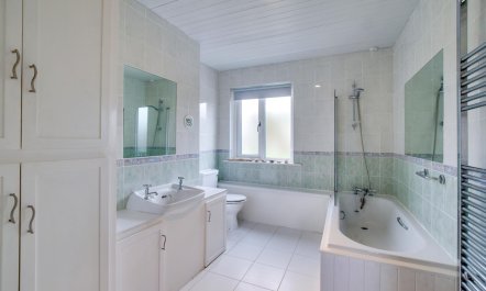 2 Bed in Llanmadoc 9