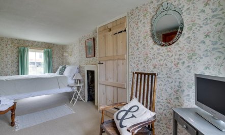 2 Bed in Long Melford 8