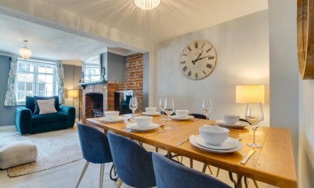 4 Bed in Rottingdean 1