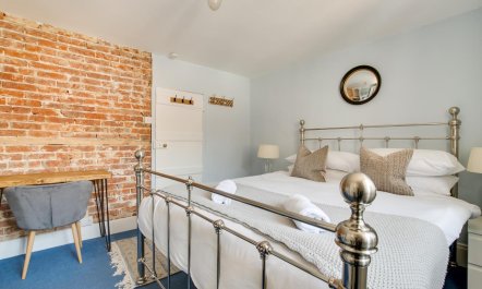 4 Bed in Rottingdean 6