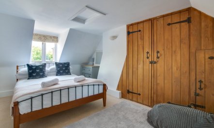 4 Bed in Rottingdean 5