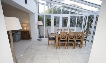4 Bed in Gower 2